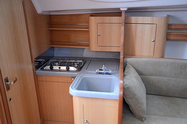 Maxus 28 ''Waverunner''