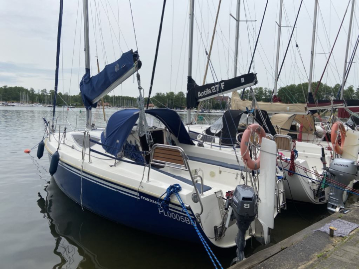 Maxus 28 Prestige ''Nela''